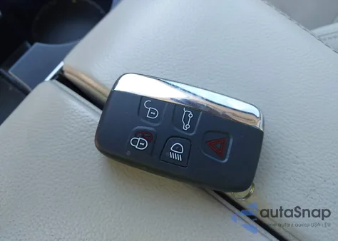 2018 Land Rover Range Rover Velar P250 S z USA, uszkodzony, nr VIN SALYB2RX1JA724633